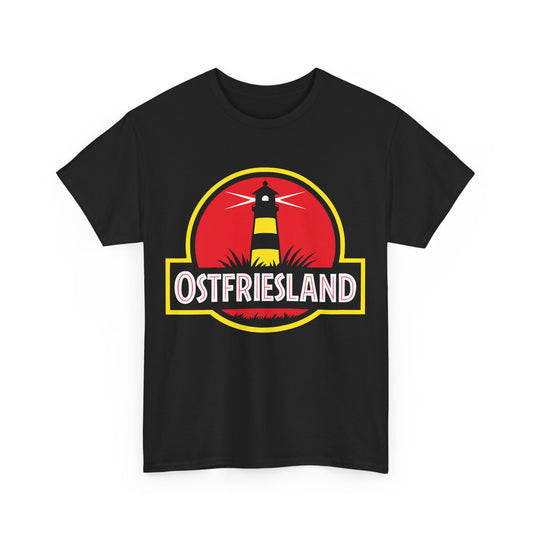 Ostfriesland T-Shirt – Jurassic Style Leuchtturm Design – Unisex Shirt in Schwarz