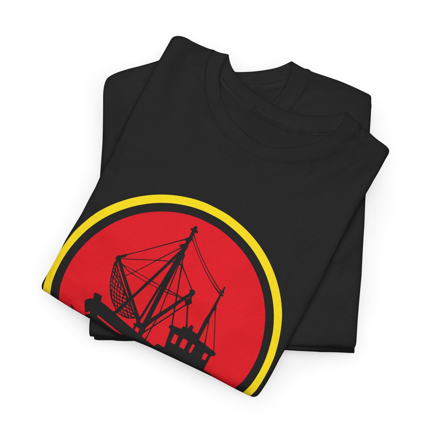 Ostfriesland T-Shirt – Jurassic Style Krabbenkutter Design – Unisex Shirt in Schwarz